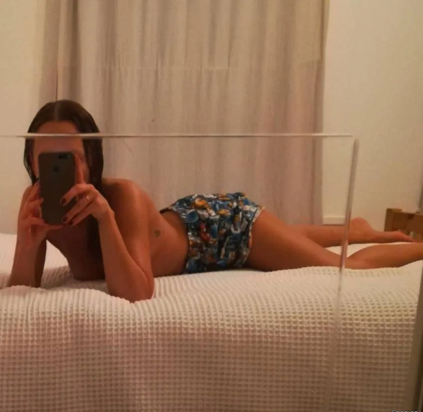 Amanda_Hot