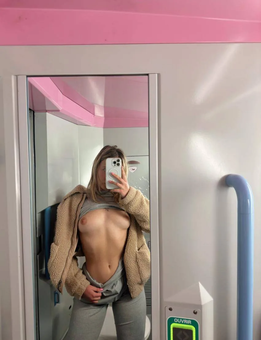 CarolineBabe90